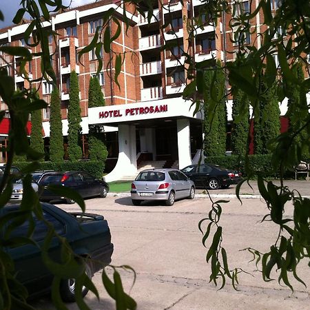 Petrosani Camere De Inchiriat - Hotel Petroshani Srl Eksteriør bilde