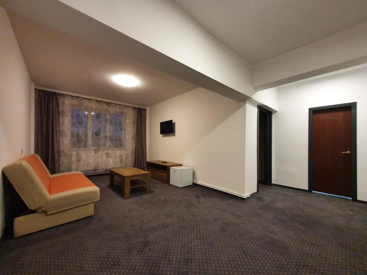Petrosani Camere De Inchiriat - Hotel Petroshani Srl Eksteriør bilde